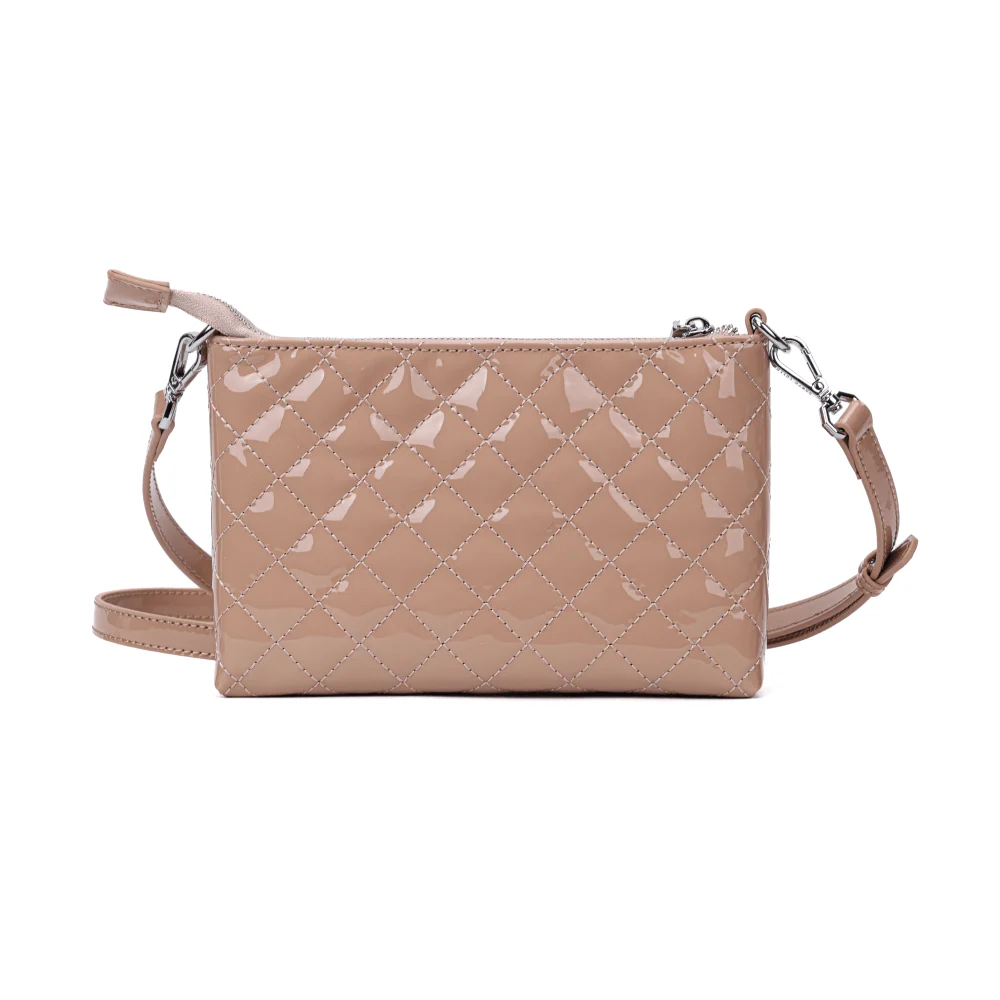 Bolsa Clutch Bege Ballet Envernizada Transversal - vista 6 de 6