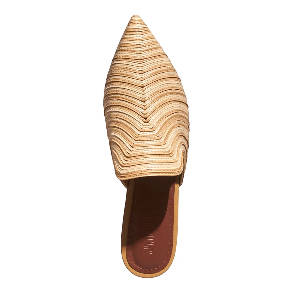 Mocassim Mule Napa Soft Bege Bico Fino - vista 3 de 4