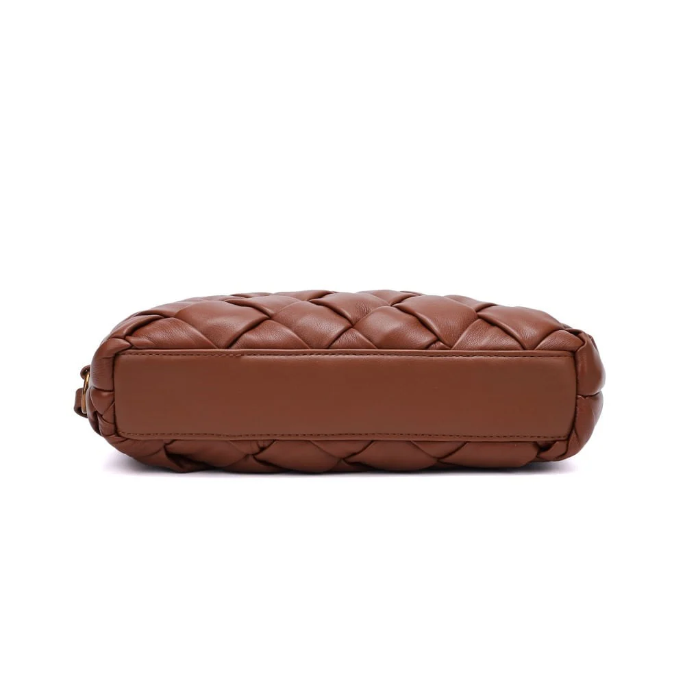 Clutch Pequena Soft Marroom Alça De Mão - vista 5 de 5