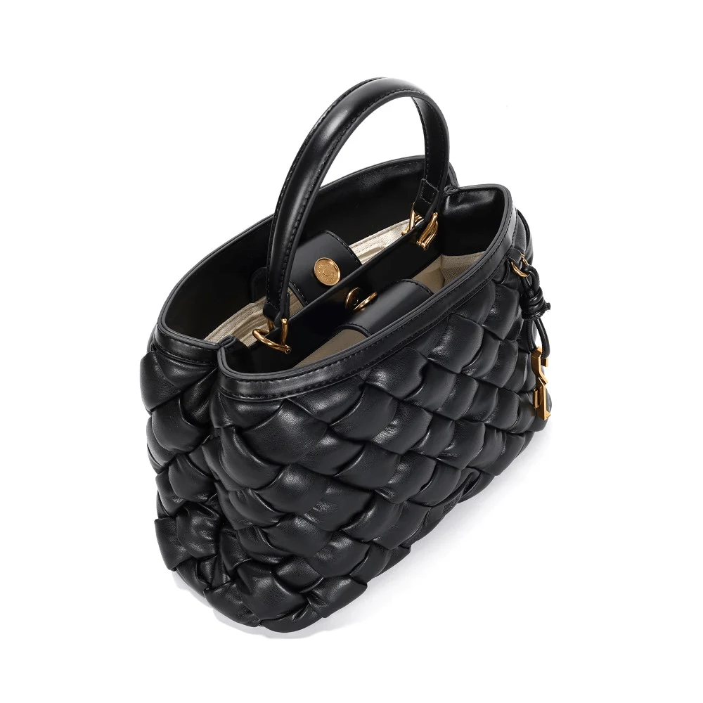 Bolsa Preta Soft Matelassê Alça Dupla - vista 3 de 3