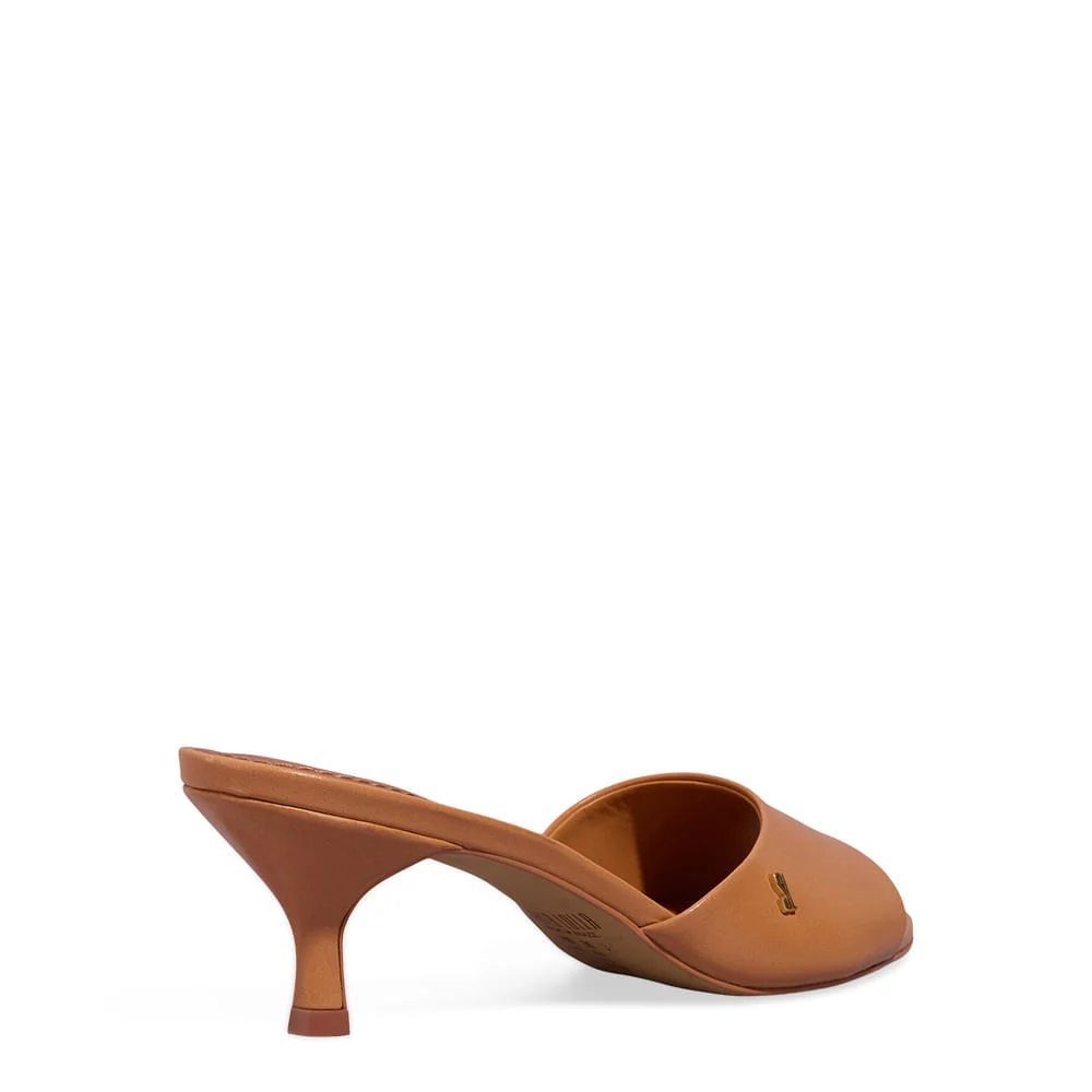 Mule Couro Soft Salto Baixo Caramelo - vista 3 de 3