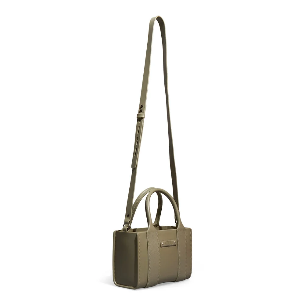 Bolsa Tote Borracha Verde Pistache Alça Dupla - vista 2 de 4