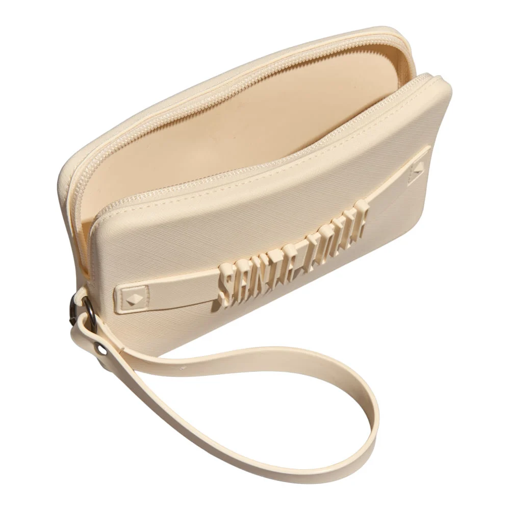 Clutch Borracha Off White Alça De Mão - vista 3 de 4
