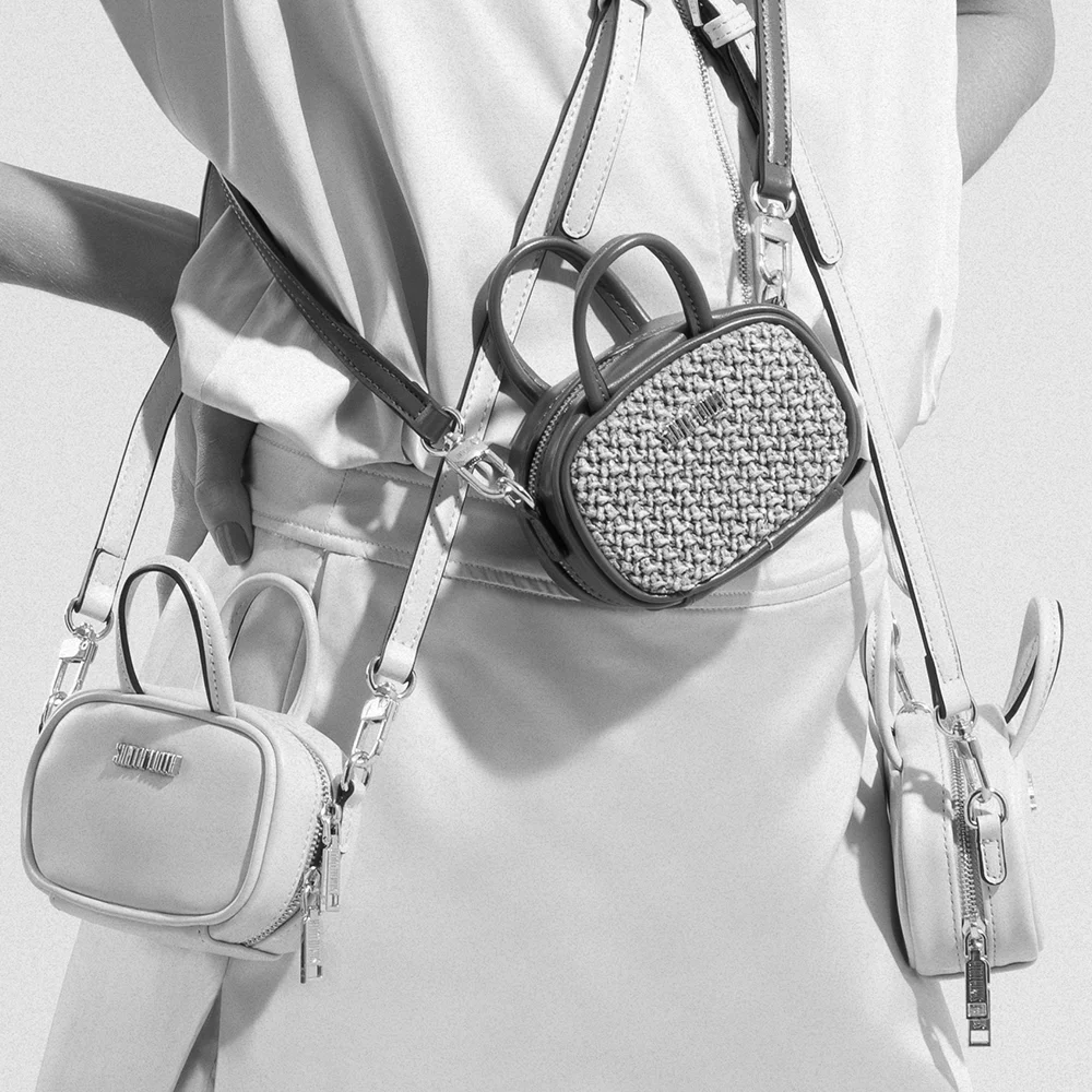 Mini Bag Soft Marrom Alça Transversal - vista 4 de 4