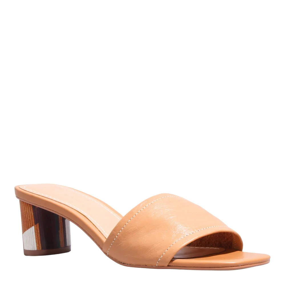 Mule Couro Caramelo Salto Grosso Estampado - vista 2 de 3