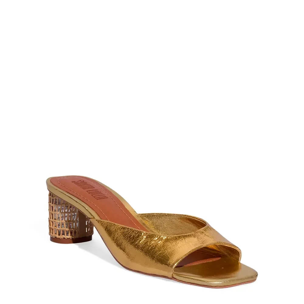 Mule Couro Metalizado Dourado Salto Grosso - vista 2 de 3