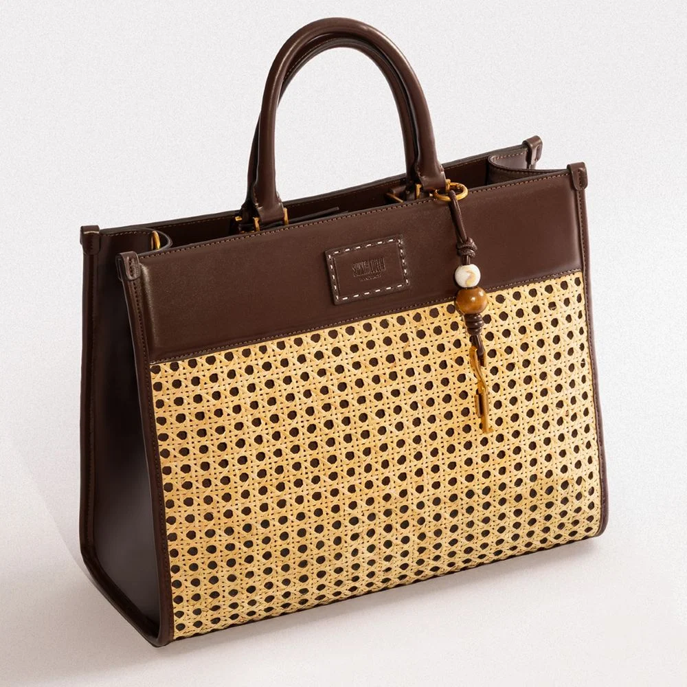 Bolsa Tote Grande Soft Marrom Dark Alça Dupla - vista 2 de 9