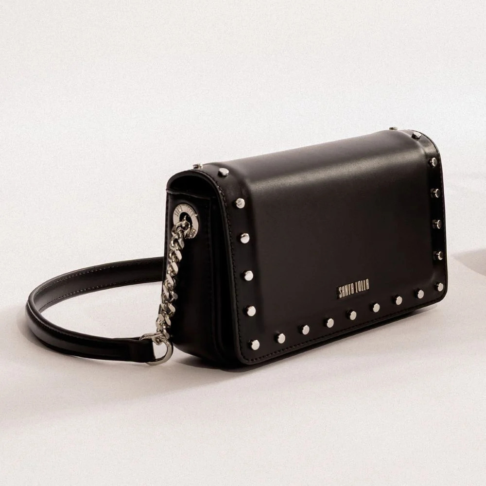 Bolsa Pequena Soft Preta Tachas Alça Transversal - vista 3 de 10