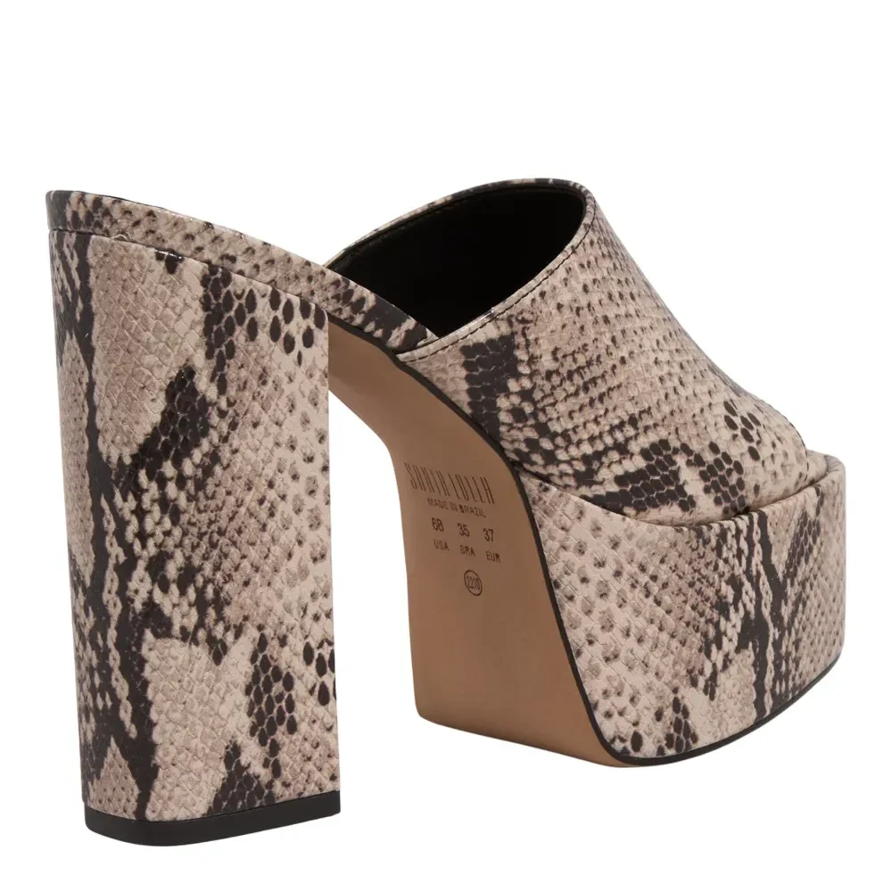 Tamanco Meia Pata Couro Salto Alto Animal Print Cobra - vista 3 de 3