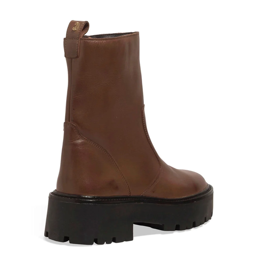 Bota Tratorada Cano Médio Couro Confort Marrom Safari - vista 3 de 3