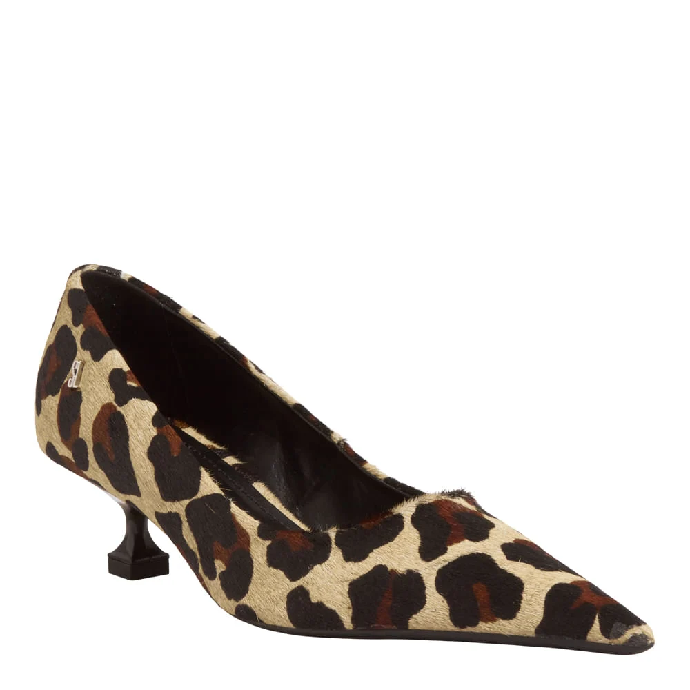 Scarpin Couro Pelo Estampa Animal Print Onça Bico Fino Salto Baixo - vista 2 de 4