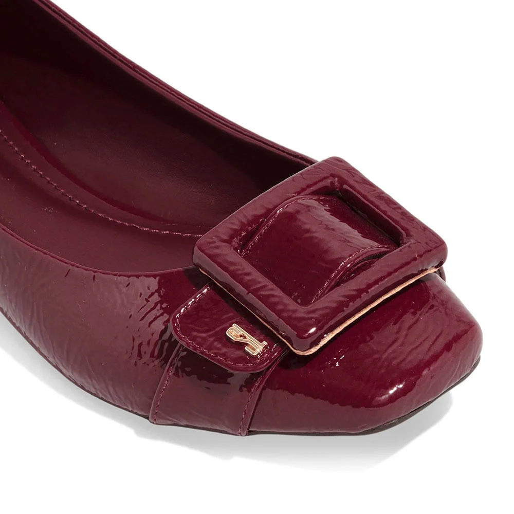 Sapatilha Fivela Verniz Glossy Bico Quadrado Vermelho Carbenet - vista 5 de 6