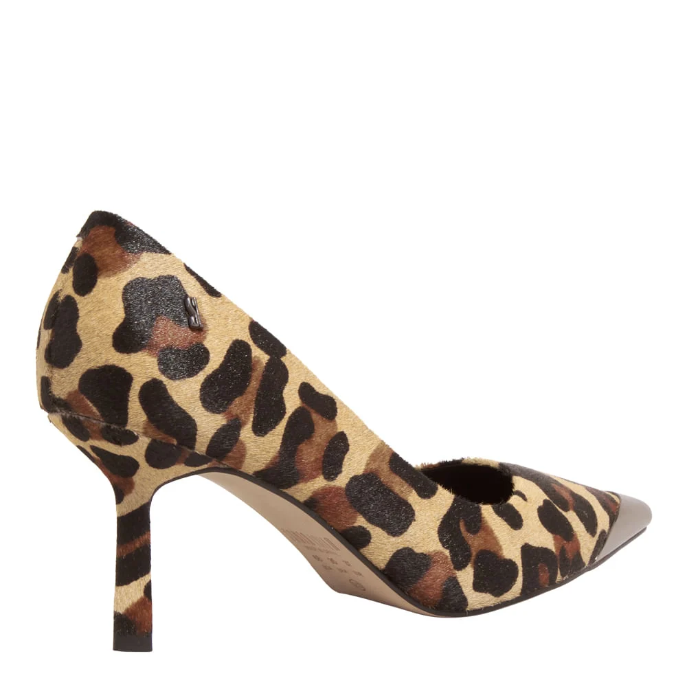 Scarpin Couro Pelo Estampa Animal Print Onça Bico Fino Metal - vista 3 de 4