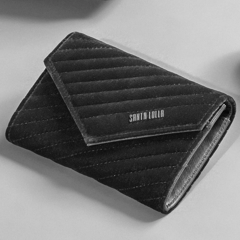 Bolsa Carteira Veludo Preto Alça Transversal Corrente - vista 7 de 7