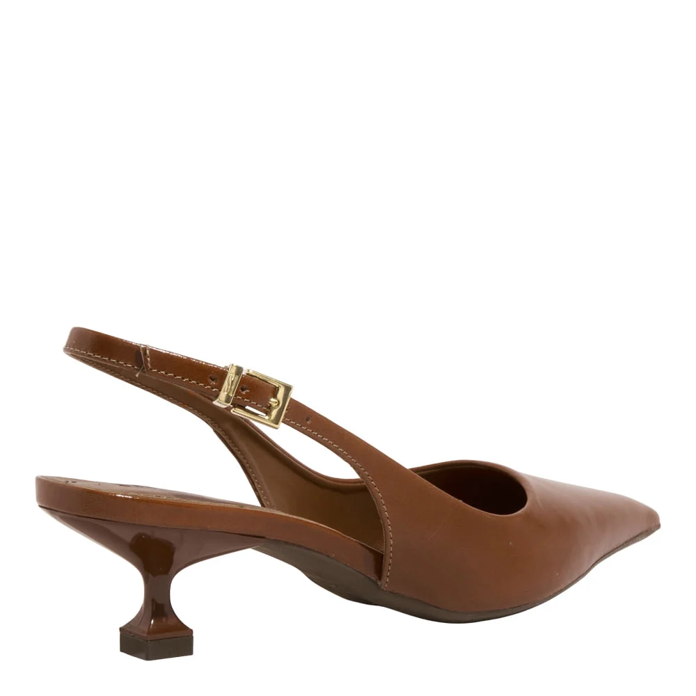 Scarpin Slingback Couro Confort Salto Baixo Marrom Terracota - vista 3 de 4