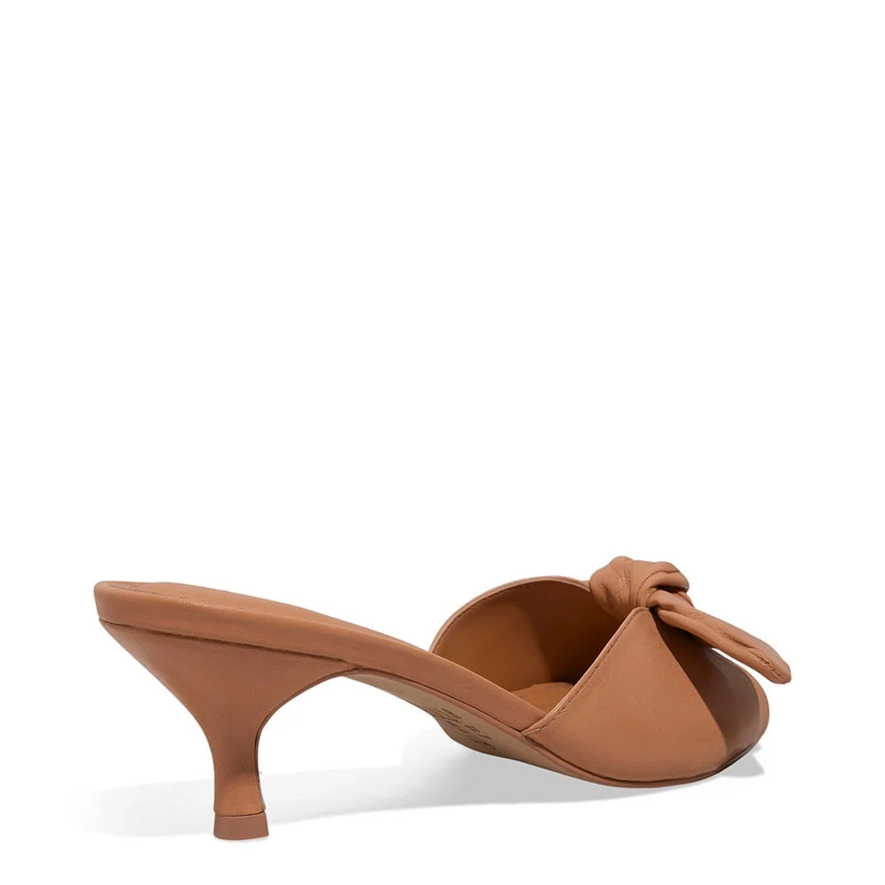 Mule Laço Couro Nobre Soft Marrom Doce de Leite Salto Baixo Fino - vista 3 de 4