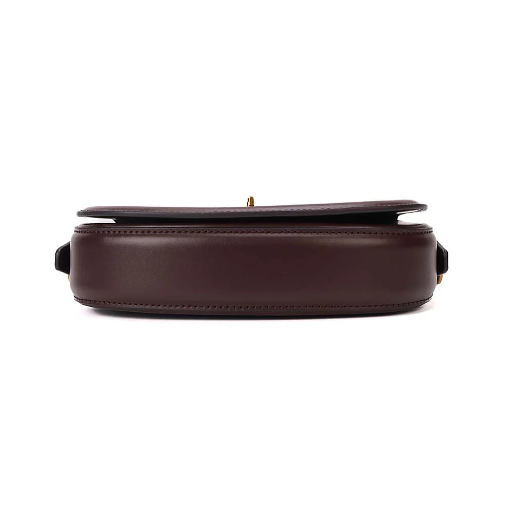 Bolsa Pequena Soft Liso Marrom Dark Transversal - vista 8 de 9