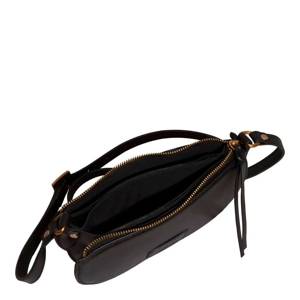 Bolsa Pequena Couro Soft Preta Alça Transversal - vista 3 de 3