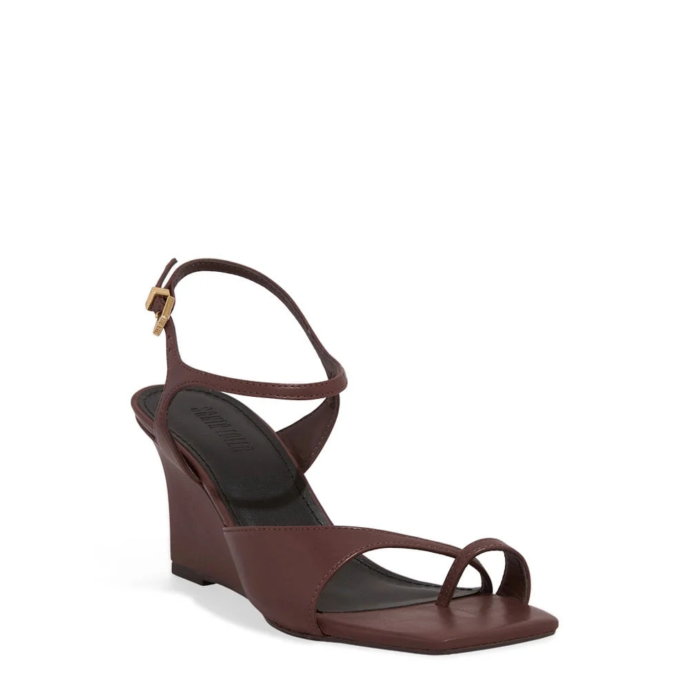 Sandália Couro Anabela Toe Ring Marrom - vista 2 de 3