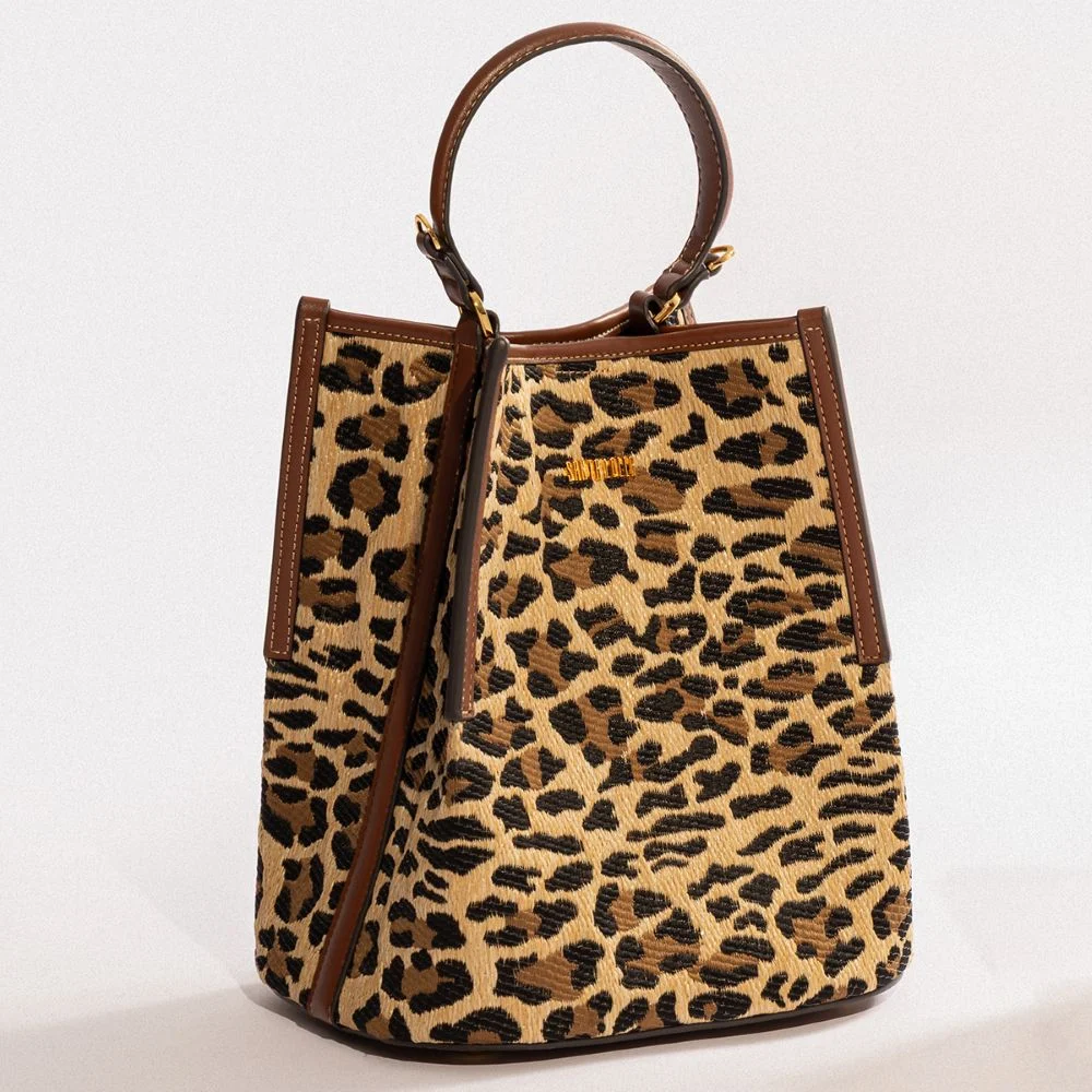 Bolsa Bucket Tramado Estampa Animal Print Onça Alça Dupla - vista 3 de 6