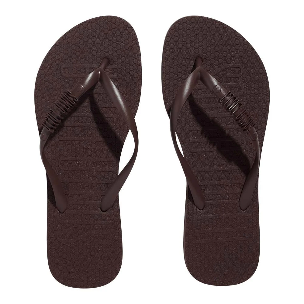 Kit Chinelo Flip Flop Borracha E Necessaire Marrom Cocoa - vista 6 de 7