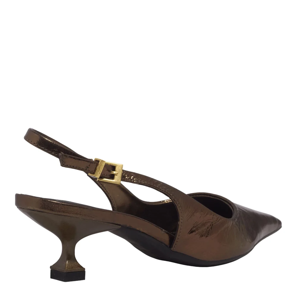 Scarpin Slingback Couro Metalizado Bronze Salto Baixo - vista 3 de 4