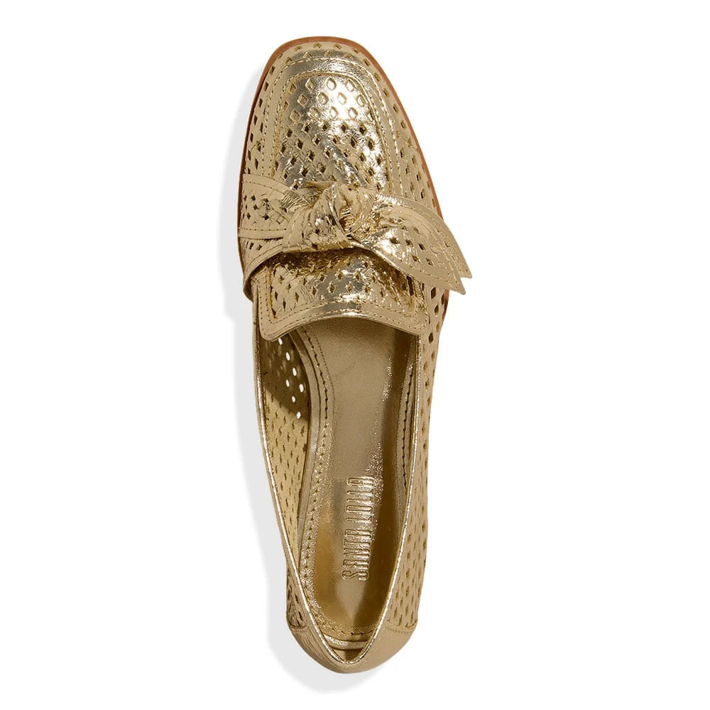 Mocassim Couro Metalizado Vazado Dourado Laço - vista 4 de 6