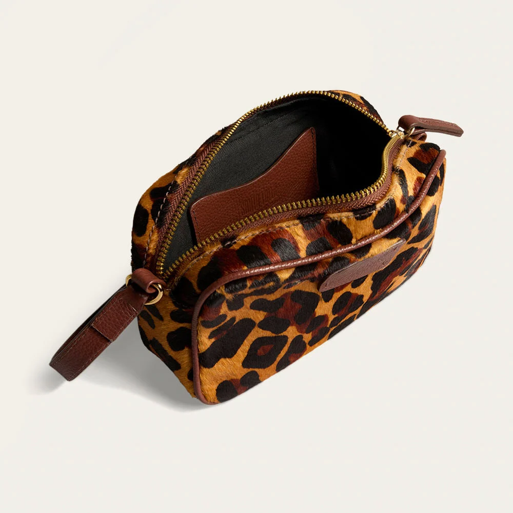 Bolsa Pequena Couro Pelo Transversal Animal Print Onça - vista 2 de 3