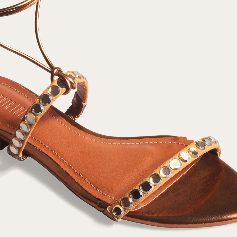 Rasteira Metalizada Bico Folha Strass Bronze - vista 2 de 3