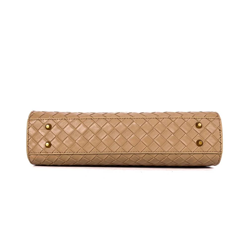 Bolsa Clutch Meia Lua Alça De Ombro Tressê Bege Areia - vista 8 de 9