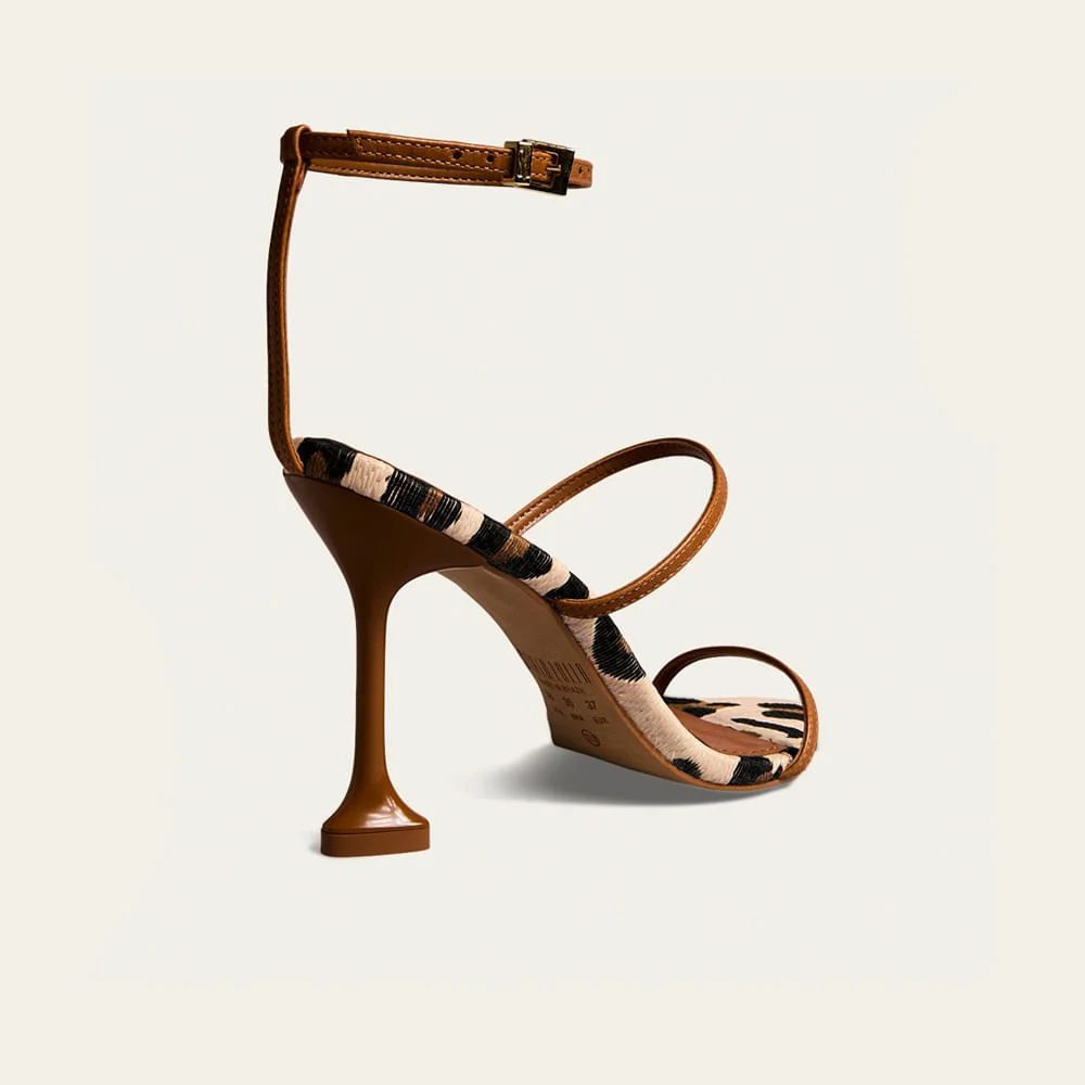 Sandália Couro Pelica Animal Print Onça Salto Alto - vista 2 de 3