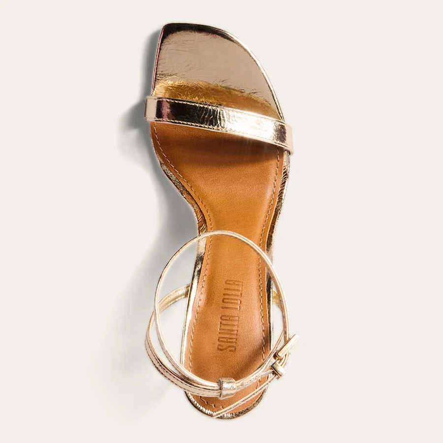Sandália Couro Metalizado Dourado Salto Alto - vista 3 de 3