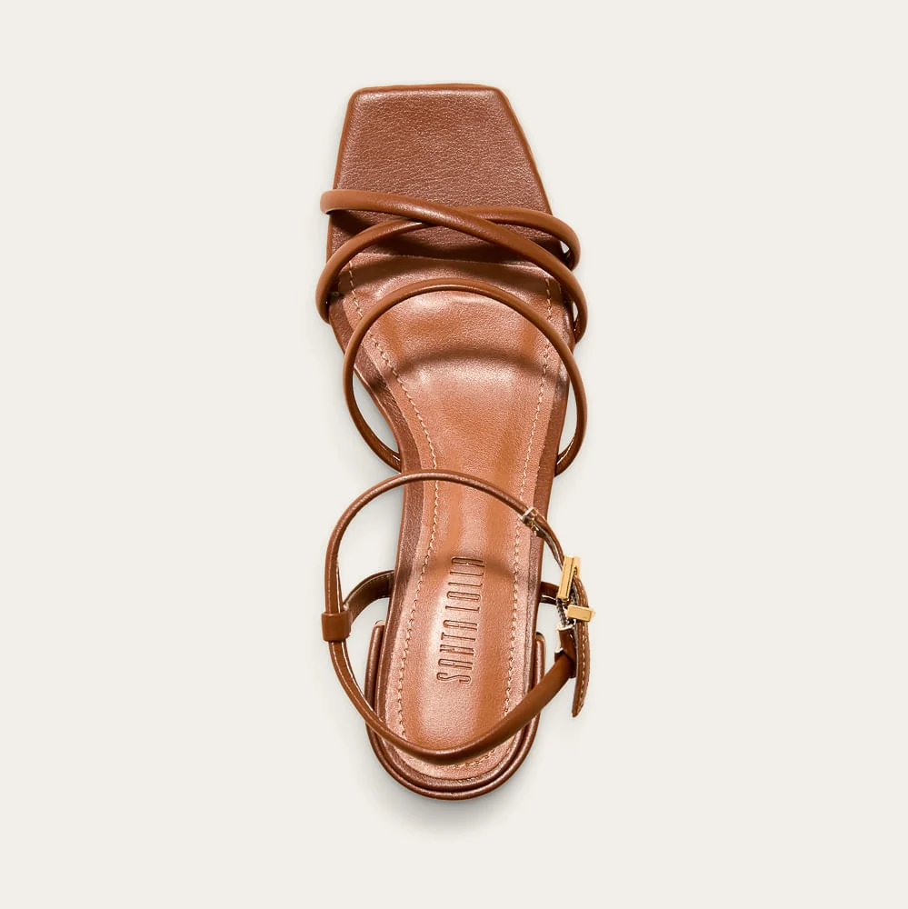 Sandália Napa Soft Salto Bloco Caramelo Tiras Finas - vista 3 de 3