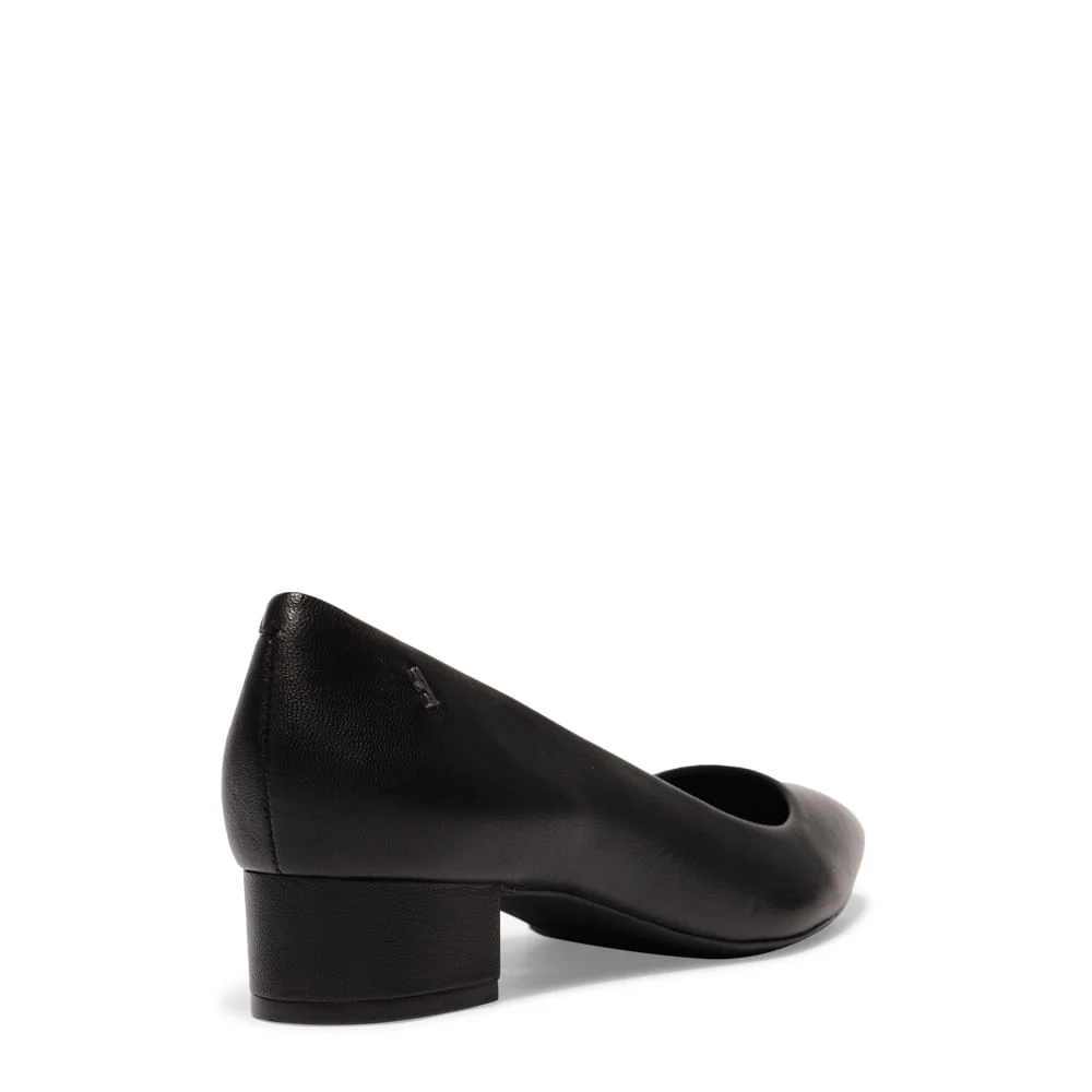 Sapato Scarpin Preto Couro Salto Baixo - vista 3 de 3