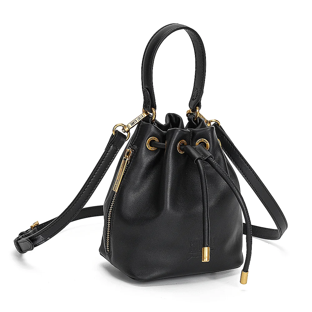 Bolsa Bucket Pequena com Alça Transversal de Couro Preta - Linha Genuine Leather - vista 4 de 4