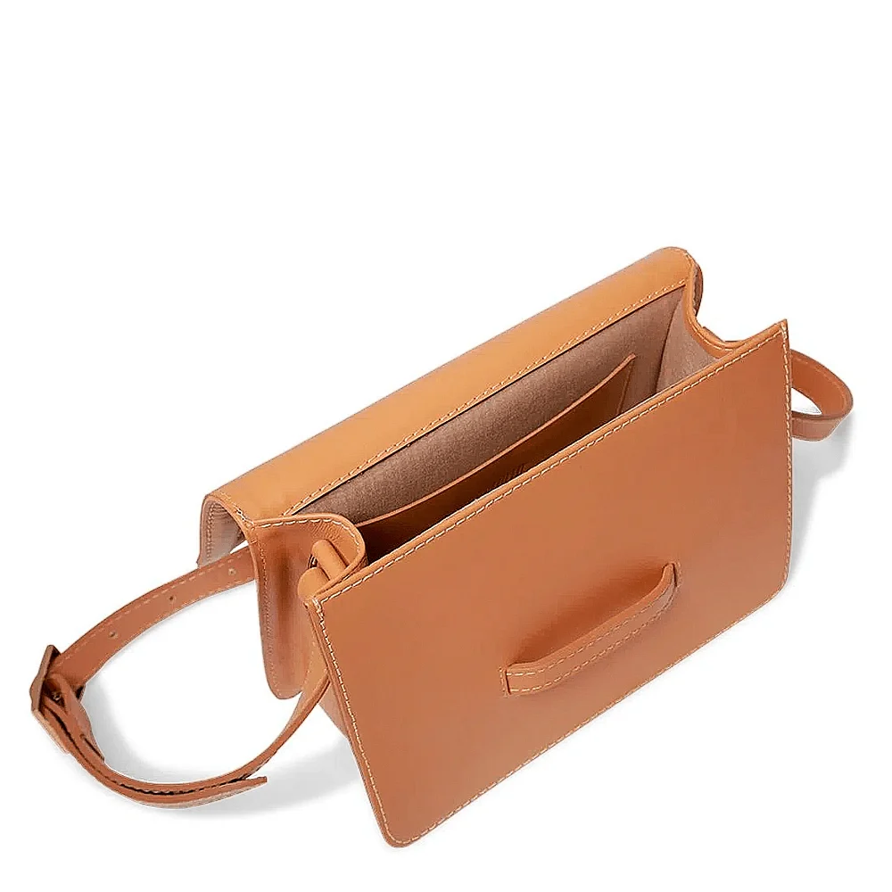Bolsa Transversal Marrom Couro Pequena - Linha Genuine Leather - vista 5 de 5