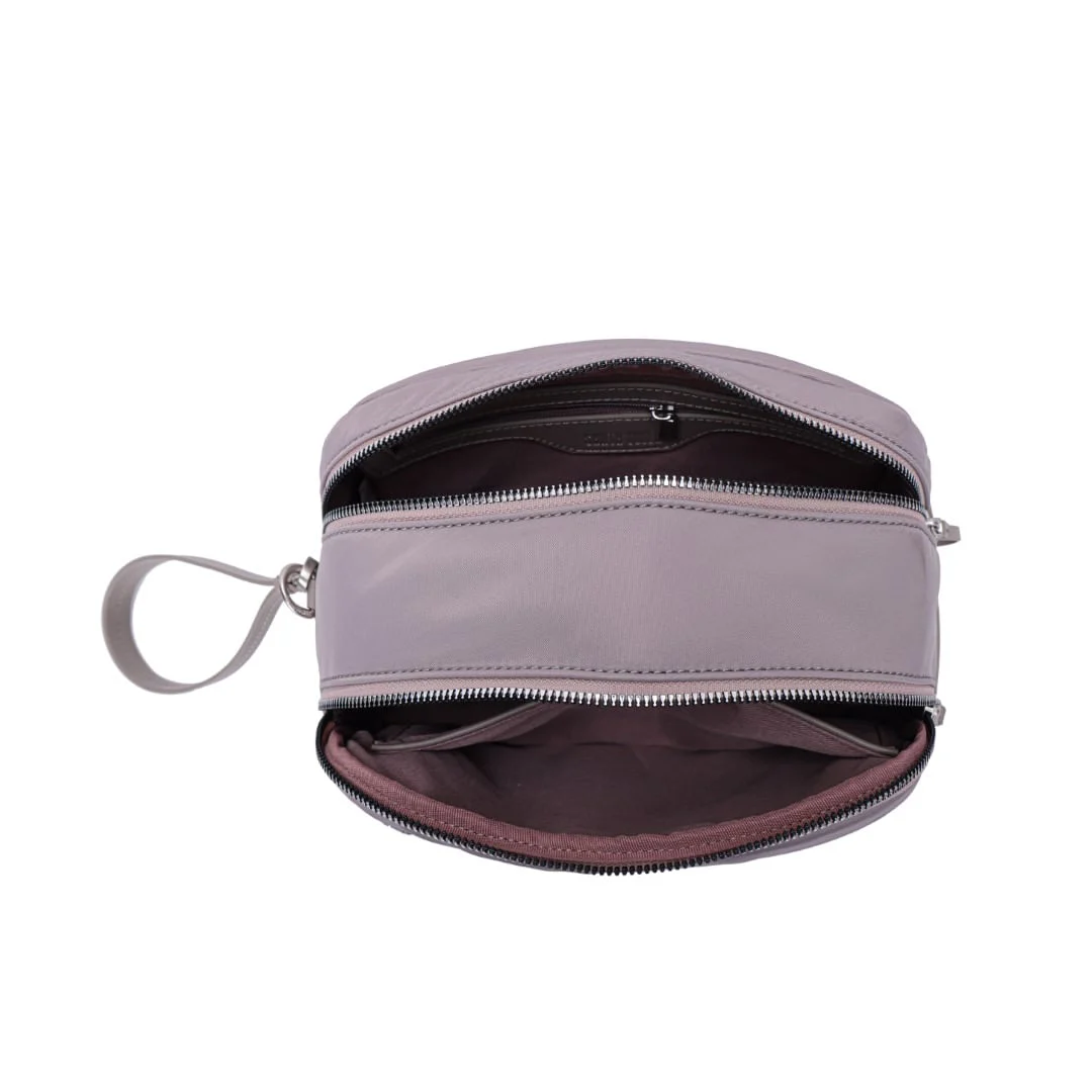 Necessaire Nylon Cinza Stone Alça De Mão - vista 4 de 6