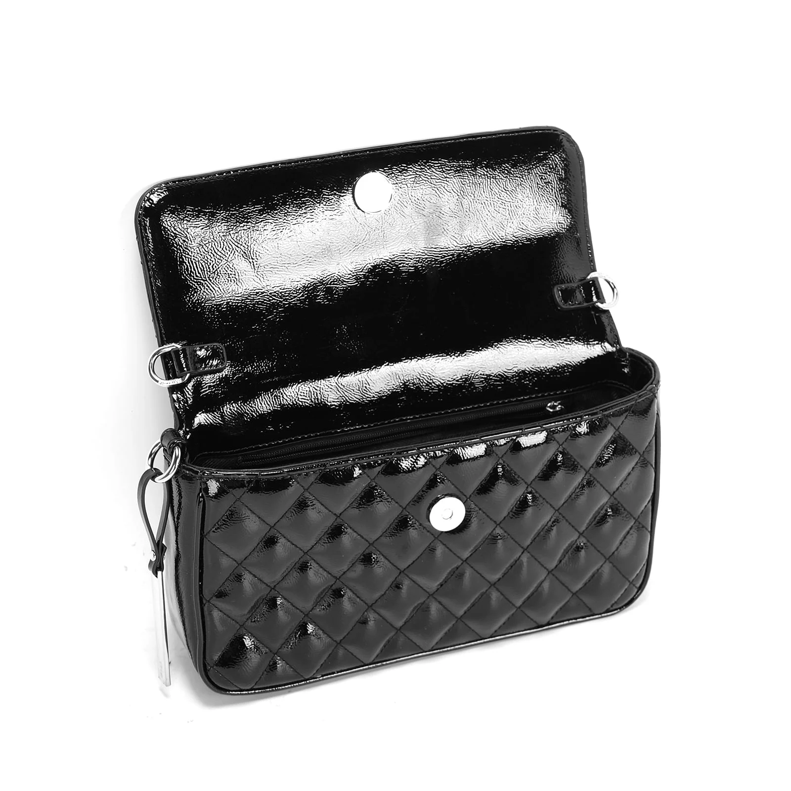 Bolsa Preta Verniz Glossy Matelassê Alça Transversal Corrente - vista 3 de 4