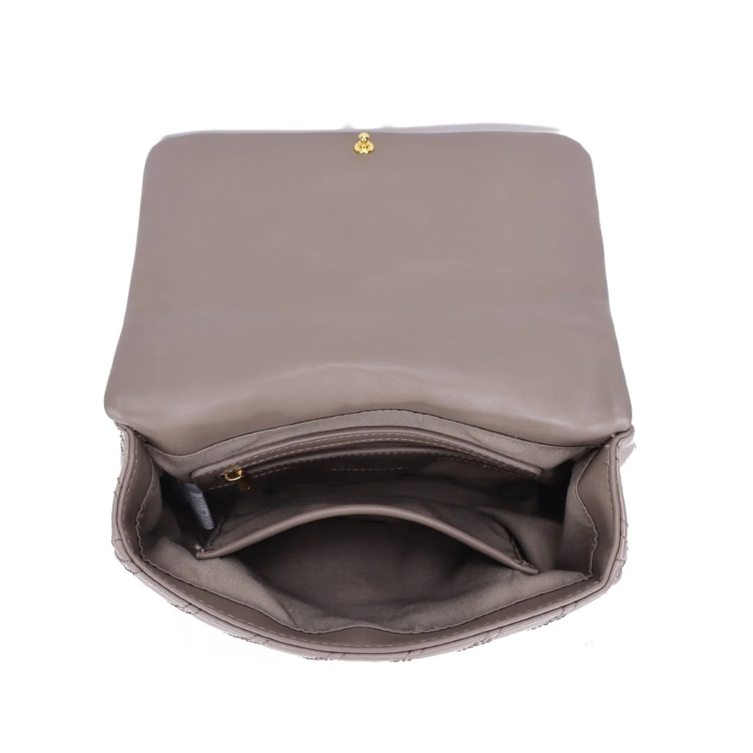 Bolsa Cinza Verniz Glossy Alça Transversal Metalizada - vista 5 de 7